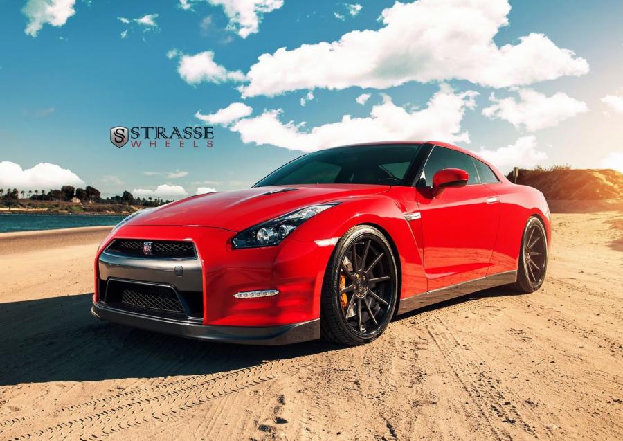 Nissan GT-R on Strasse Wheels '2014